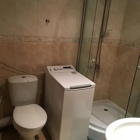 Apartment E15 *